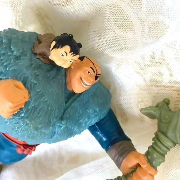 Action Figure Soldier with Cartoon Asian Baby Miniature Figurine Collectible - Picture 6 of 8